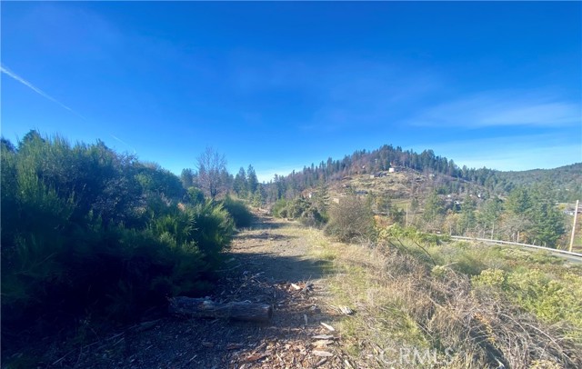 Detail Gallery Image 7 of 9 For 14733 Dove Dr, Cobb,  CA 95426 - – Beds | – Baths