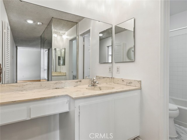 5875 Doverwood Drive, 103 photo 27