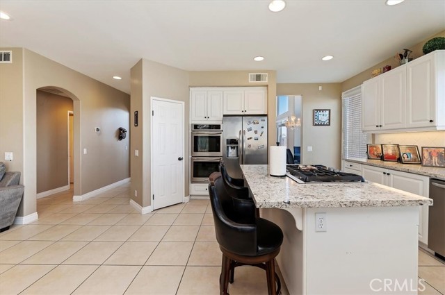 Detail Gallery Image 21 of 54 For 16286 Sun Summit Dr, Riverside,  CA 92503 - 5 Beds | 3/1 Baths