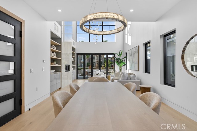 Detail Gallery Image 17 of 58 For 520 11th St, Huntington Beach,  CA 92648 - 3 Beds | 3/1 Baths