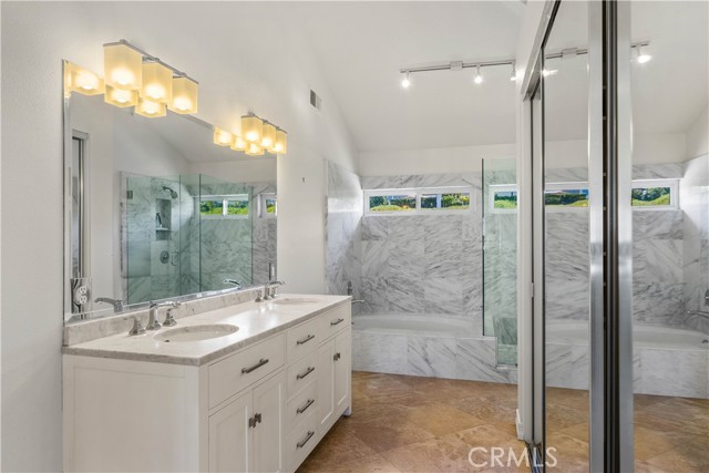29 Hancock Street, Laguna Niguel CA: https://media.crmls.org/medias/9cca127d-f2d7-4fb7-979e-1a6d67e82bd6.jpg