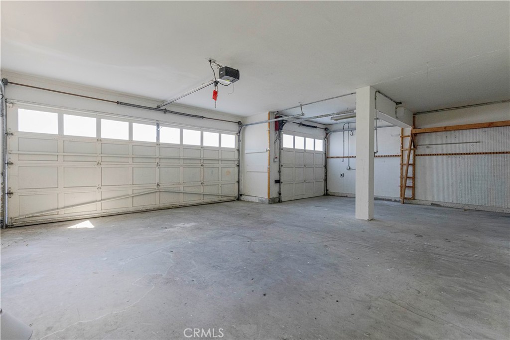 MLS #OC25257954 image #38