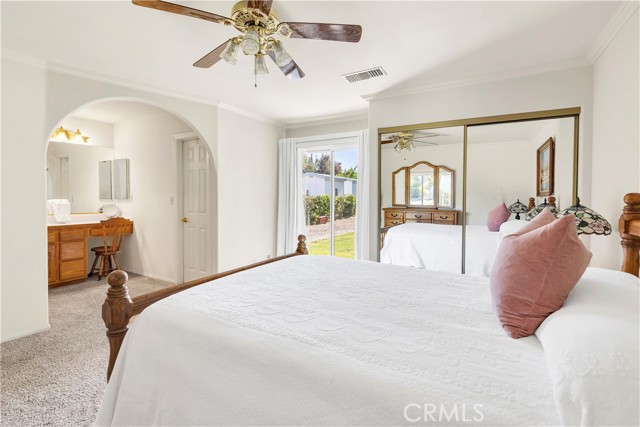 274 N Hemet Street, Hemet CA: https://media.crmls.org/medias/9cca6db9-703c-4a9f-83dd-dc5617963815.jpg