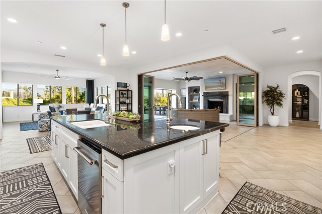 41783 Valencia Way, Temecula CA: https://media.crmls.org/medias/9cca7713-911c-40f4-9835-95fecc1b9a93.jpg