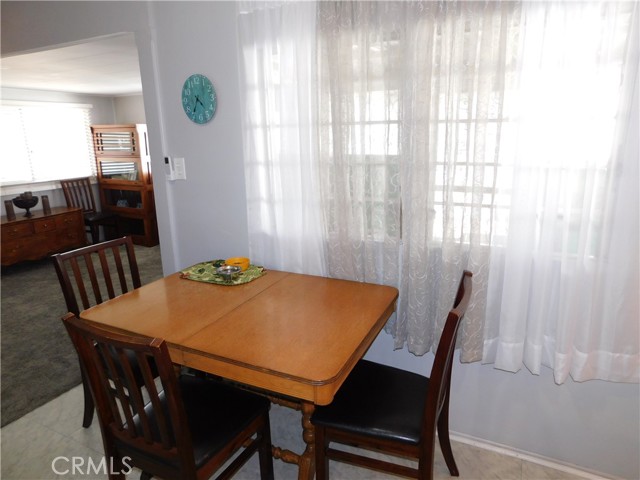 1001 S 3rd Street, Calimesa CA: https://media.crmls.org/medias/9ccb6f6a-f5c1-4708-88f7-6fd0342b504d.jpg