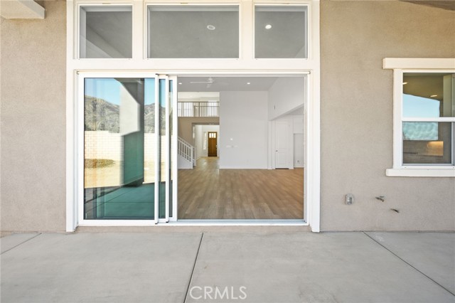 34524 Kadota Street, Yucaipa CA: https://media.crmls.org/medias/9ccc464b-6eba-453a-8a40-adf92244e4db.jpg