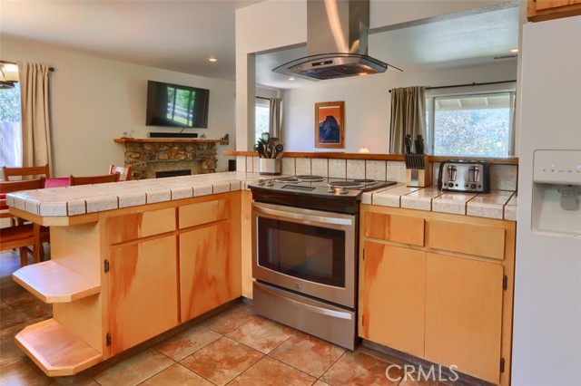 50986 Road 632, Oakhurst CA: https://media.crmls.org/medias/9ccd038c-9f90-485d-88b8-95177feedaf0.jpg