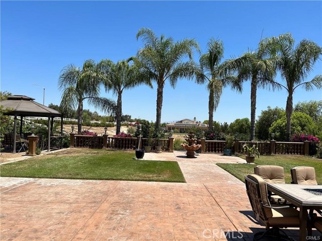 17514 Fairbreeze Court, Riverside, California 92504, 3 Bedrooms Bedrooms, ,4 BathroomsBathrooms,Single Family Residence,For Sale,Fairbreeze,OC24043565