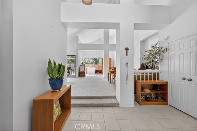 Detail Gallery Image 2 of 53 For 10 Pinewood, Irvine,  CA 92604 - 2 Beds | 2 Baths