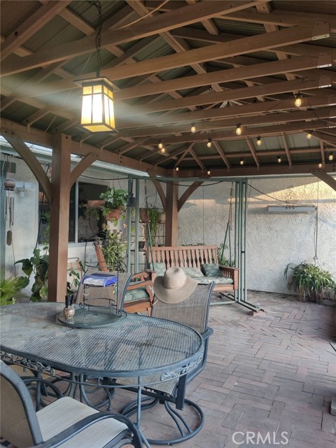 5535 Charlotte Lane, Jurupa Valley CA: https://media.crmls.org/medias/9ccd5cd4-37cf-4dfa-981d-960422f402e5.jpg