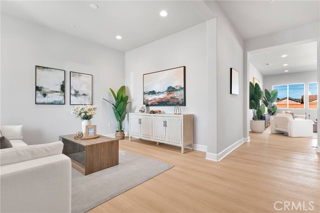 12958 Davona Dale Road Road, Apple Valley CA: https://media.crmls.org/medias/9ccd681b-f566-4e18-8915-5069f28c0eba.jpg