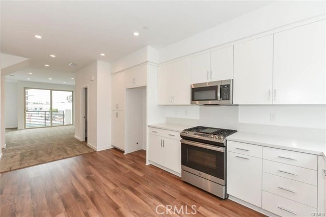 Detail Gallery Image 6 of 20 For 331 Placemark, Irvine,  CA 92614 - 2 Beds | 2/1 Baths