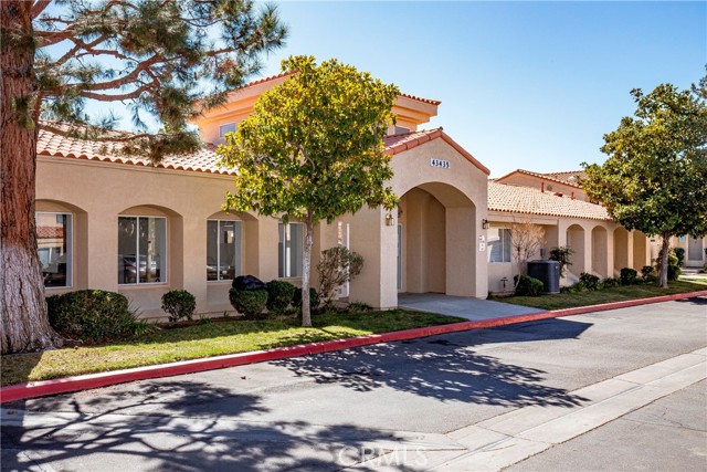 Detail Gallery Image 26 of 39 For 43473 30th St #4,  Lancaster,  CA 93536 - 3 Beds | 2/1 Baths