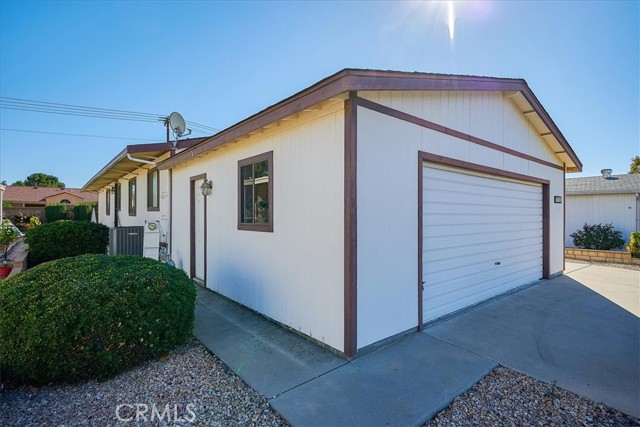 Detail Gallery Image 3 of 43 For 1434 Bishop Dr, Hemet,  CA 92545 - 2 Beds | 2 Baths