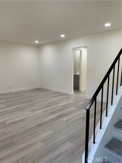 Detail Gallery Image 1 of 1 For 1551 E Benmore Ln #2,  Anaheim,  CA 92805 - 3 Beds | 2 Baths