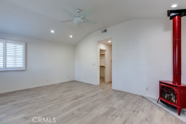 645 Longfellow Avenue, Hermosa Beach CA: https://media.crmls.org/medias/9ccec902-dc47-43ba-8fb9-6afd13bbd007.jpg