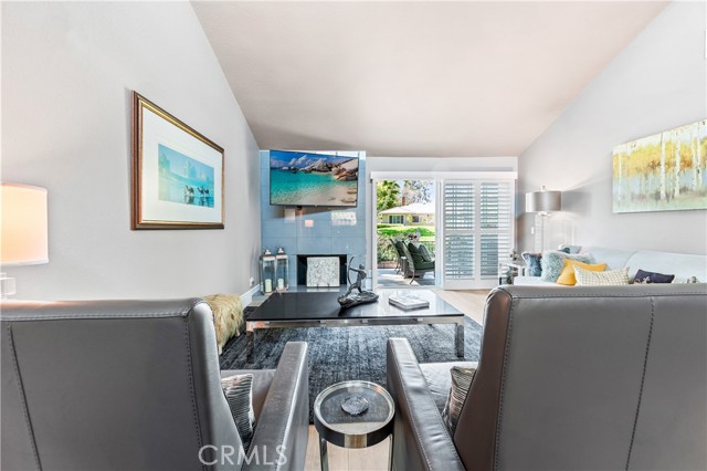 Detail Gallery Image 14 of 27 For 17294 Citron, Irvine,  CA 92612 - 2 Beds | 2 Baths