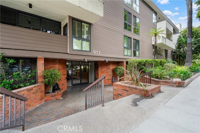 Detail Gallery Image 30 of 33 For 911 N Kings Rd #319,  West Hollywood,  CA 90069 - 1 Beds | 1 Baths