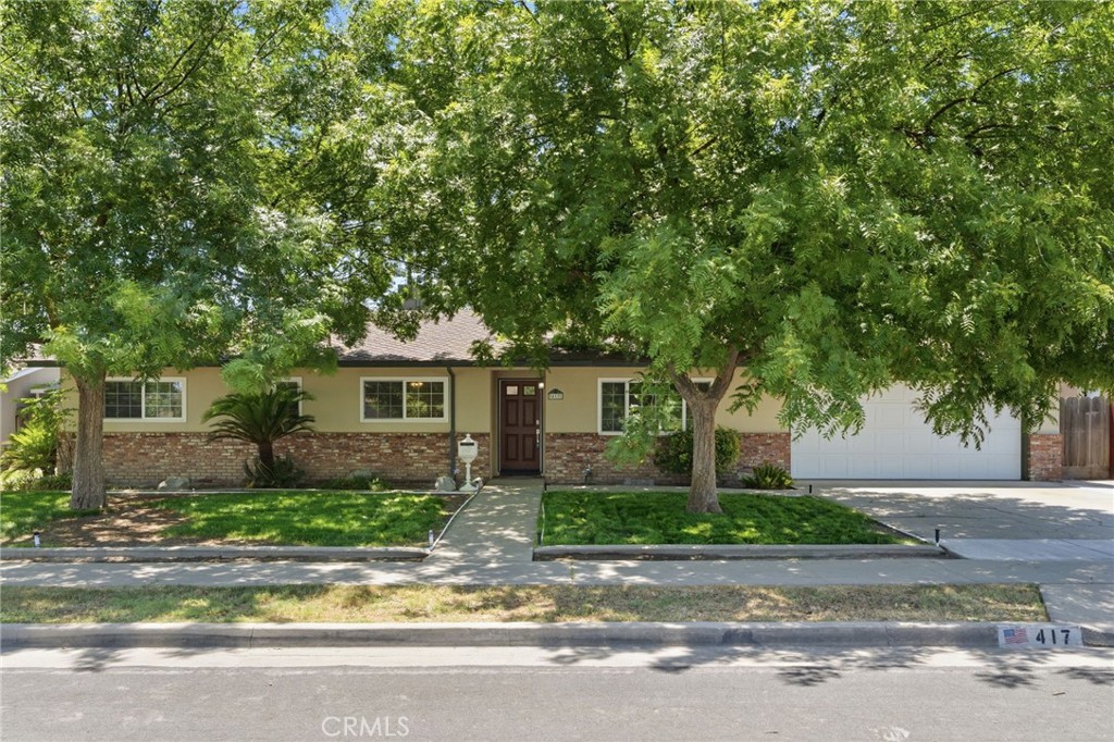 417 E Magnolia