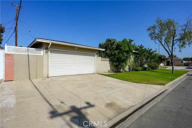 Image 3 for 9924 Muroc St, Bellflower, CA 90706