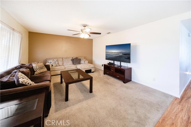 Detail Gallery Image 8 of 39 For 26398 Spaniel Ln, Menifee,  CA 92586 - 2 Beds | 2 Baths