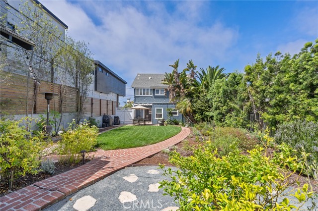 626 Elvira Avenue, Redondo Beach CA: https://media.crmls.org/medias/9cd1d754-0f1d-48fc-9f76-d25c10c918cd.jpg