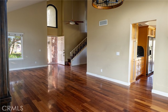 Detail Gallery Image 15 of 59 For 1202 Villanova Pl, Riverside,  CA 92506 - 3 Beds | 2/1 Baths