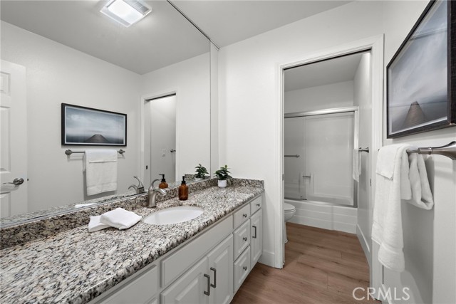 Image 16 of 43 For 22622 La Quinta Drive