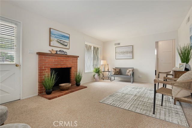 618 Ardmore Drive, Goleta CA: https://media.crmls.org/medias/9cd3aa47-8dee-40c0-b3f8-6277212142e0.jpg