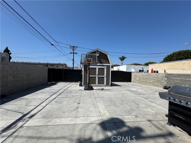 1743 W 79th Street, Los Angeles CA: https://media.crmls.org/medias/9cd47029-8f1a-4e07-b0b5-83c464a19ffe.jpg
