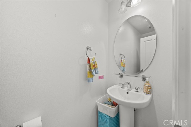 Detail Gallery Image 12 of 41 For 23129 Rustic Oak, Wildomar,  CA 92595 - 5 Beds | 4/1 Baths