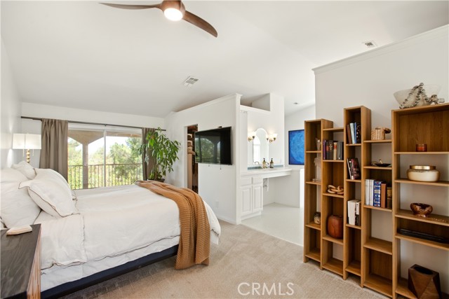 10431 Tussing Ranch Court, Apple Valley CA: https://media.crmls.org/medias/9cd4ecb9-d037-4214-8413-60e7fcd43c9a.jpg