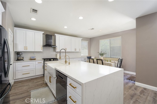 Detail Gallery Image 8 of 35 For 34009 Leon St, Lake Elsinore,  CA 92530 - 4 Beds | 2/1 Baths
