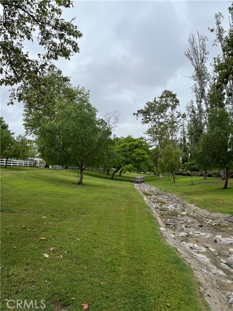 757 Horseshoe Circle, Vista CA: https://media.crmls.org/medias/9cd72438-9b31-45b3-a9df-e44b29eed423.jpg