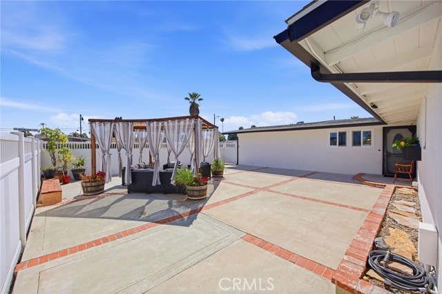 Detail Gallery Image 16 of 65 For 12321 Moana Way, Garden Grove,  CA 92840 - 4 Beds | 3 Baths