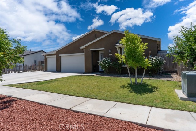 Detail Gallery Image 5 of 50 For 1807 Patricia Ct, Los Banos,  CA 93635 - 4 Beds | 3 Baths