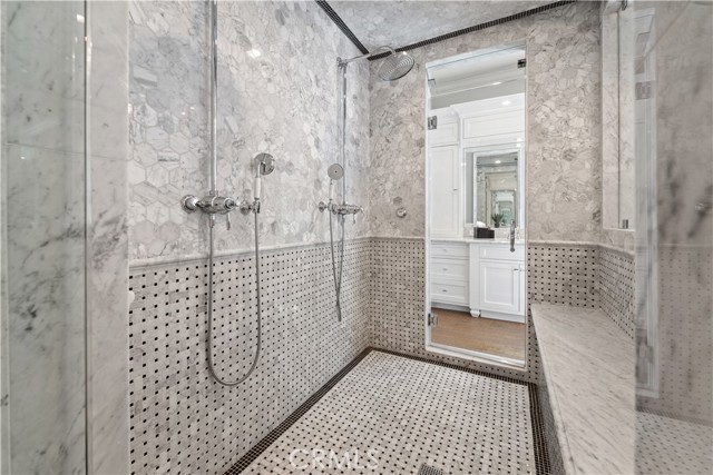 17528 Jayden Lane, Encino CA: https://media.crmls.org/medias/9cd93499-dd8b-4966-b416-e11868d9ee29.jpg