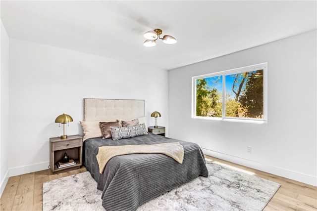 17562 Vandenberg Lane, Tustin CA: https://media.crmls.org/medias/9cd9ee40-2a3a-4b8b-beb9-6a13c52268e6.jpg