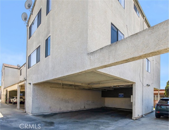 Detail Gallery Image 7 of 25 For 11943 Grevillea Ave, Hawthorne,  CA 90250 - – Beds | – Baths