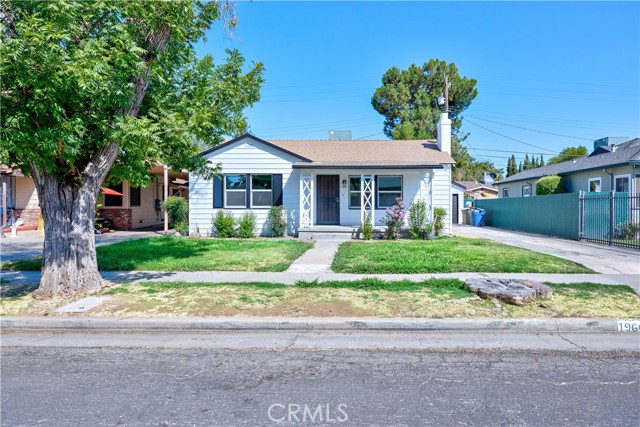 Detail Gallery Image 1 of 1 For 1960 Calimyrna Ave, Merced,  CA 95340 - 2 Beds | 1 Baths