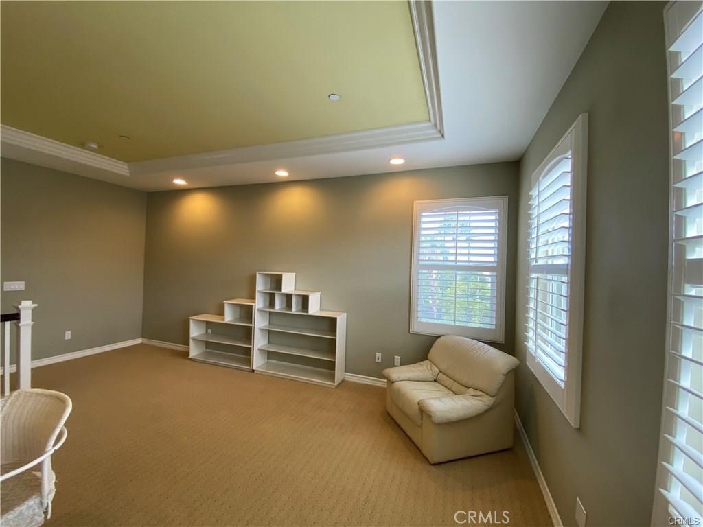 MLS #OC25088764 img 1