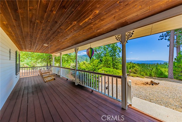 53235 Finegold Creek Court, North Fork CA: https://media.crmls.org/medias/9cdb579d-ce62-4a6a-8569-72e443b10a31.jpg