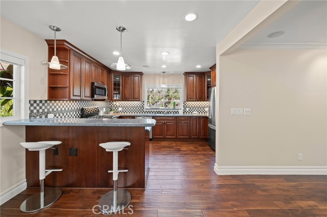 400 Campdell Street, Playa del Rey CA: https://media.crmls.org/medias/9cdc7680-9ac1-41dc-8302-ad226be71242.jpg
