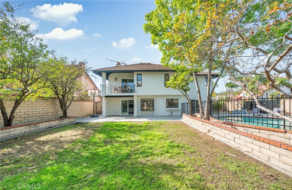 890 San Nicholas Drive