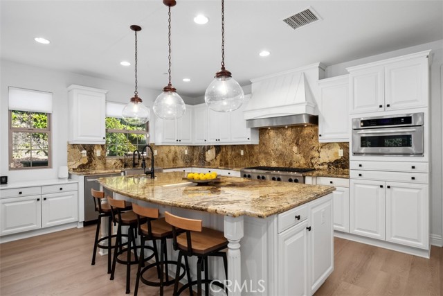 Detail Gallery Image 17 of 74 For 25 via Nerisa, San Clemente,  CA 92673 - 4 Beds | 4/1 Baths