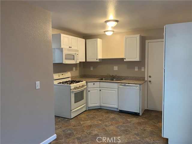 Detail Gallery Image 22 of 26 For 12136 6th St, Yucaipa,  CA 92399 - 6 Beds | 2 Baths