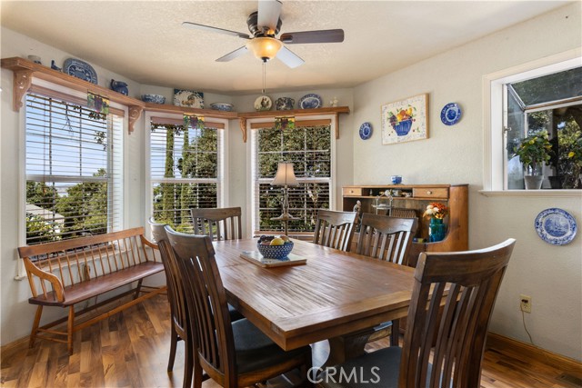 1940 Westlake Drive, Kelseyville CA: https://media.crmls.org/medias/9cdec098-ac74-4fc6-b580-f95e356f4f10.jpg