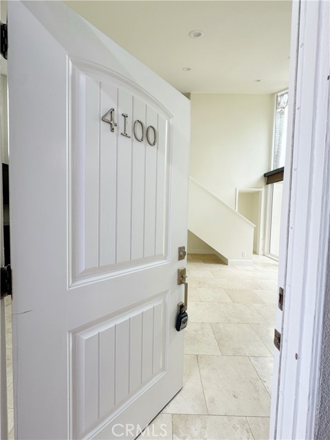 Detail Gallery Image 1 of 23 For 4100 Shorecrest Ln, Corona Del Mar,  CA 92625 - 2 Beds | 1 Baths