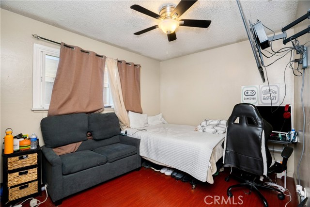 4220 W 165th Street, Lawndale CA: https://media.crmls.org/medias/9cded003-4b87-4d73-a98d-319781771b63.jpg