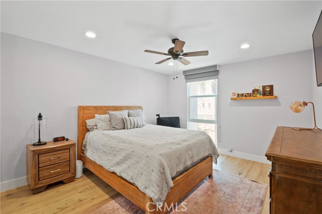 4062 Aladdin Drive, Huntington Beach CA: https://media.crmls.org/medias/9cdf2f66-d2d5-462b-9172-ab38be056c4d.jpg